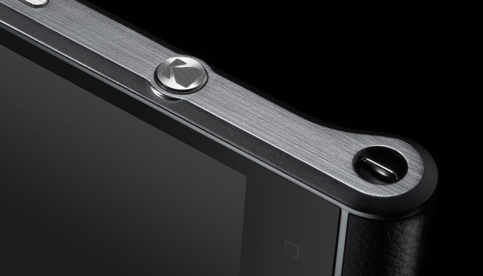 ektra shutter button