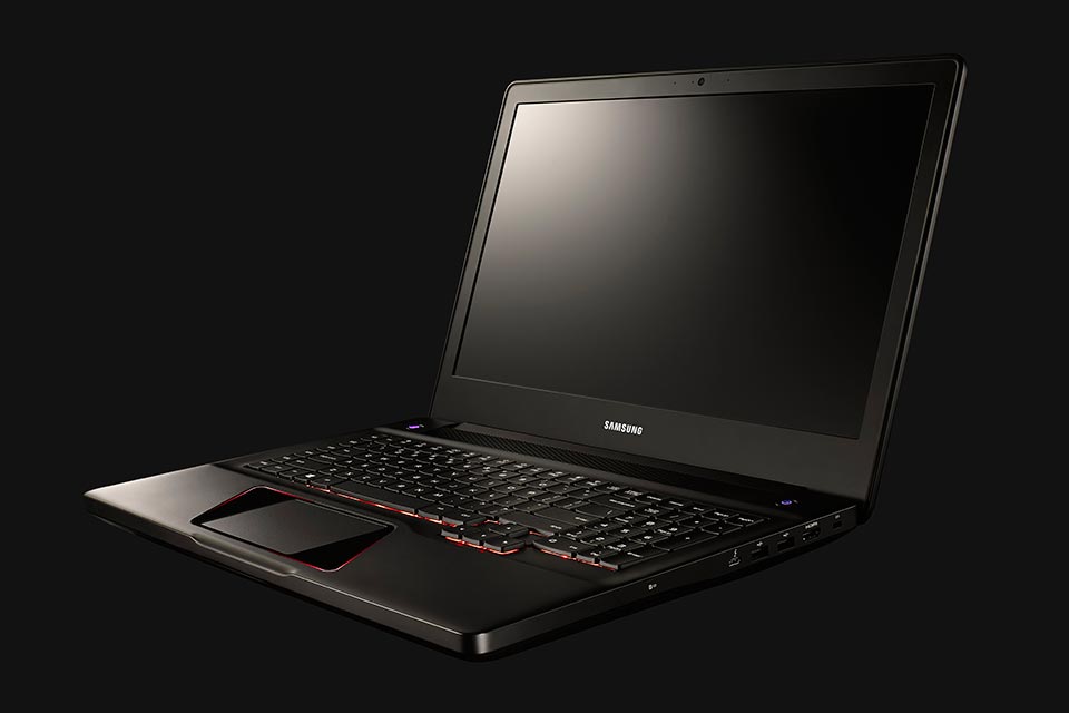 Laptop game Samsung Notebook Odyssey 17.3 inci hitam