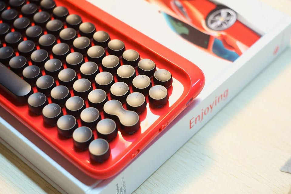 computer keyboard Lofree