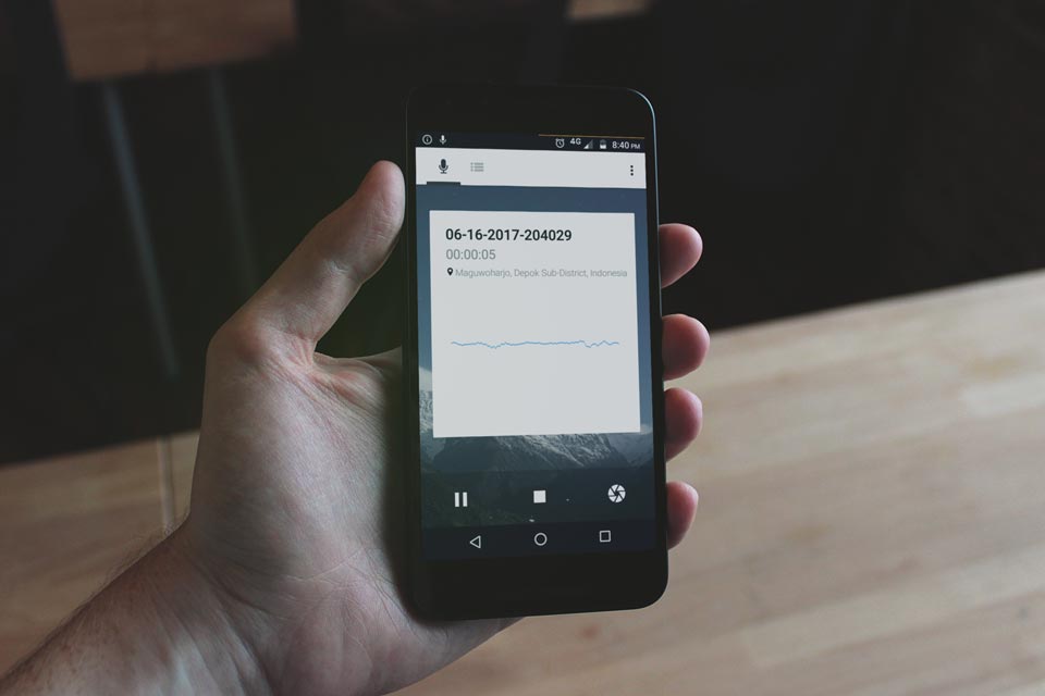 Rekam Suara Dengan Aplikasi Android Skyro
