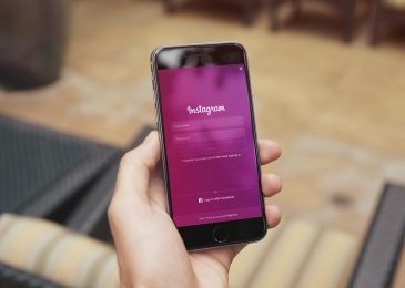 halaman login aplikasi instagram