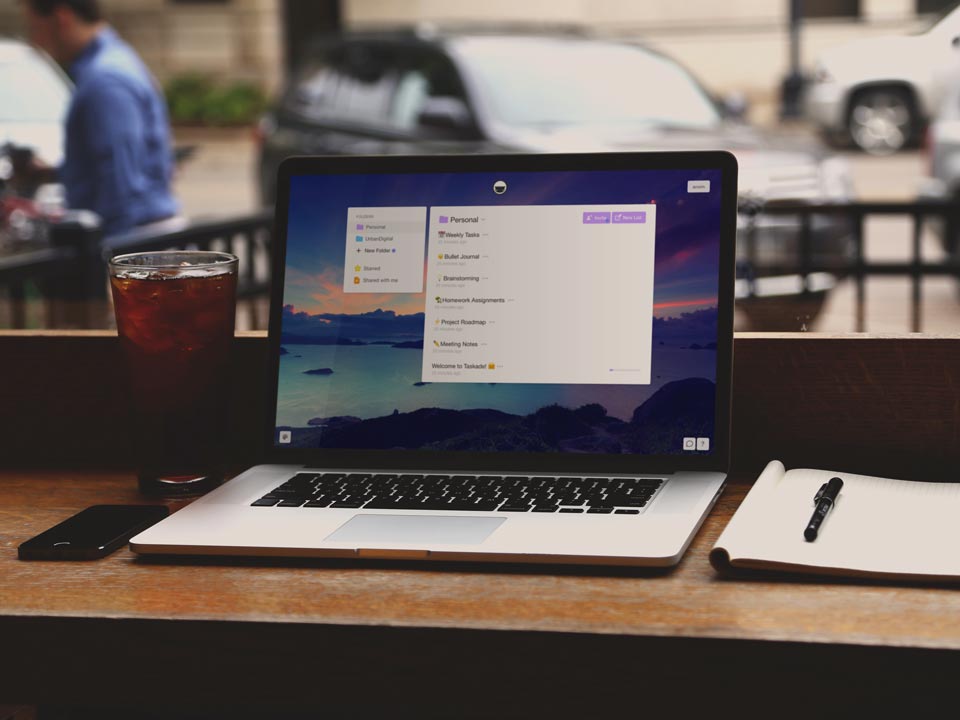 aplikasi task manager taskade
