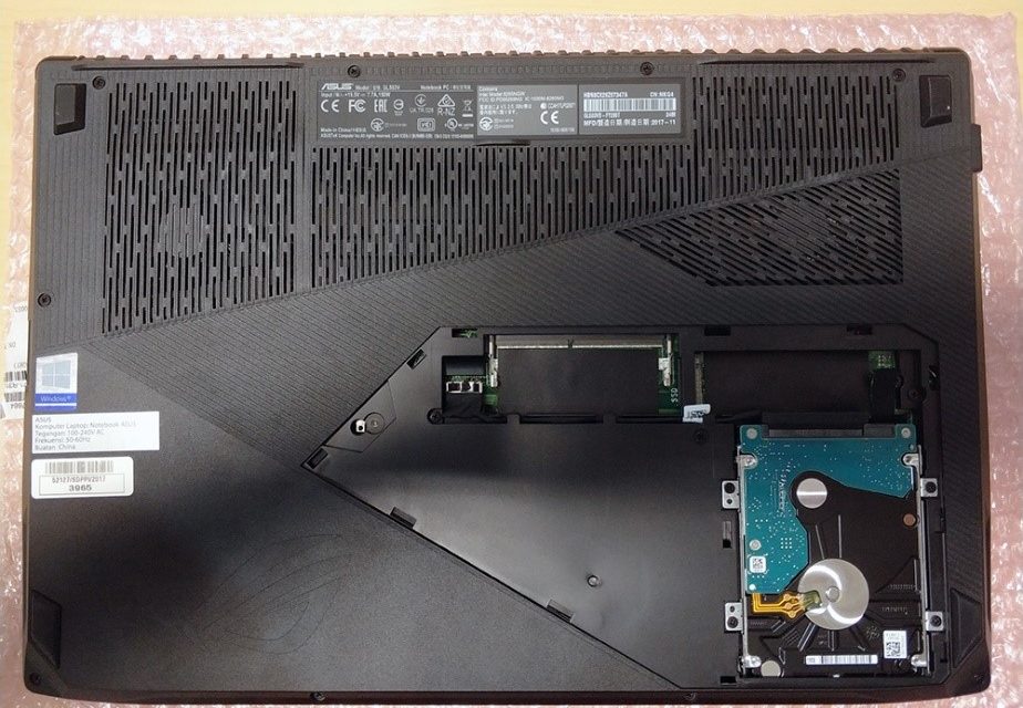 Laptop gaming rog strix (4)