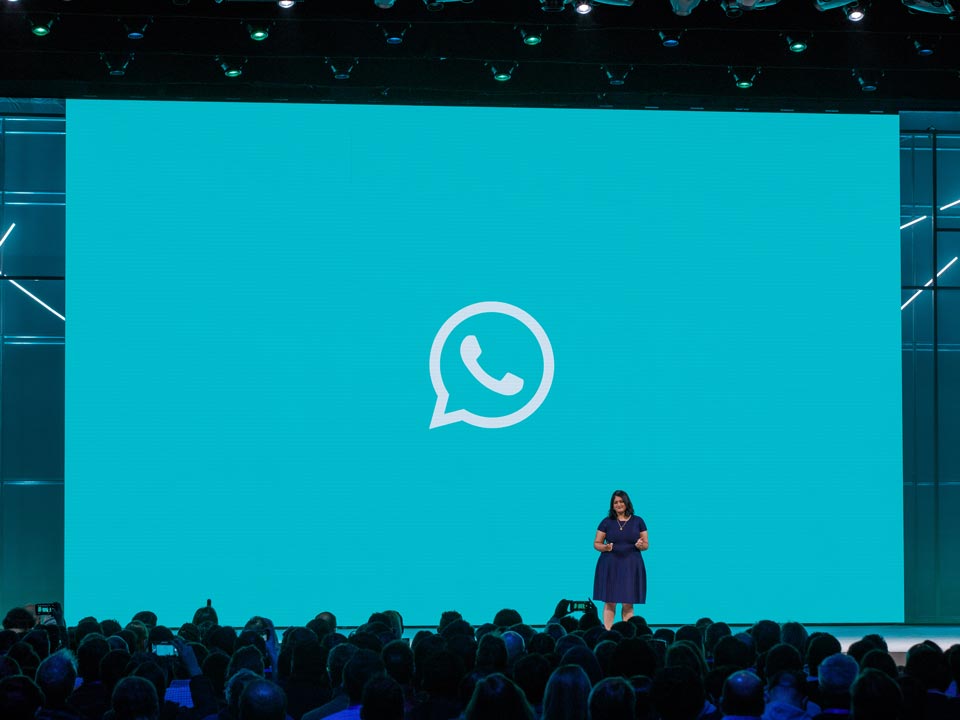 whatsapp f8 2018