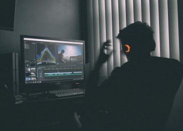 proses edit video