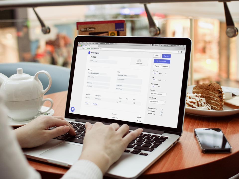 buat invoice di laptop
