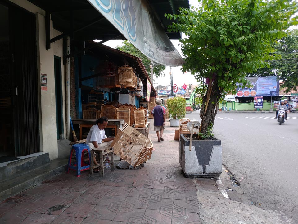 hasil foto ASUS Zenfone 5Z outdoor super resolution
