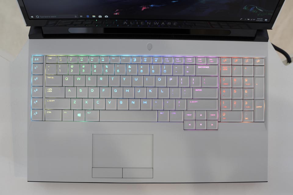 keyboard laptop Alienware Area 51m