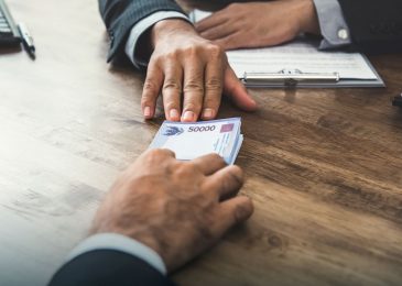 Pinjaman Online, Sebuah Solusi atau Justru Ancaman?
