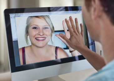 6 Teknologi Pelepas Rindu Untuk Pasangan LDR