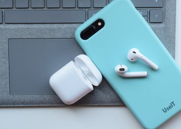 Perbandingan Wireless Earphone Erato Muse 5, Apple Airpords dan B & O E8