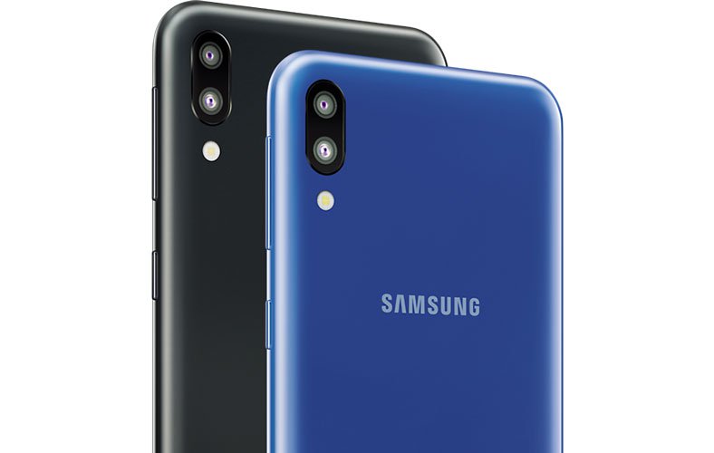 Memiliki dual camera dengan lensa ultra wide 120ᵒ