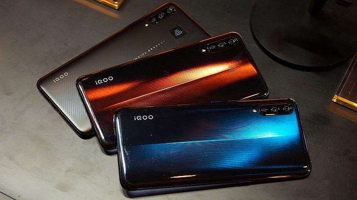 Vivo Resmi Rilis Ponsel Gaming iQOO dengan Spesifikasi Super