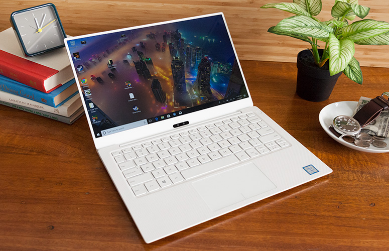 5 Rekomendasi Laptop yang Mempunyai Spesifikasi Layaknya Macbook Air