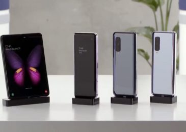 Tak Cuma Samsung, Vendor Ikut Tren Smartphone Layar Lipat