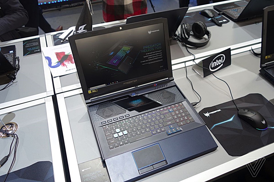 Acer Perkenalkan Dua Laptop Gaming Predator Helios 700 dan 300
