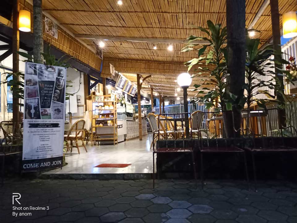 foto malam realme 3 tanpa nightscape