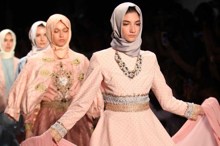 Daftar Toko Online Baju Muslim Paling Populer di Indonesia