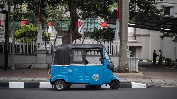 Bukan Hanya Taksi dan Ojek Online, Kini Hadir juga Bajay Online!