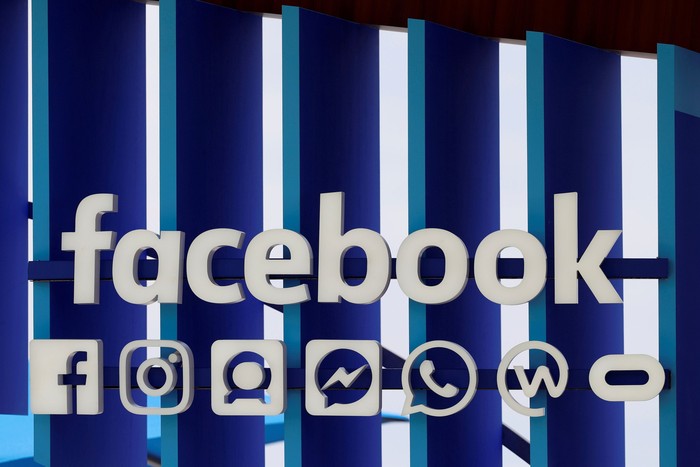 Facebook Diminta Melepas Instagram dan Whatsapp