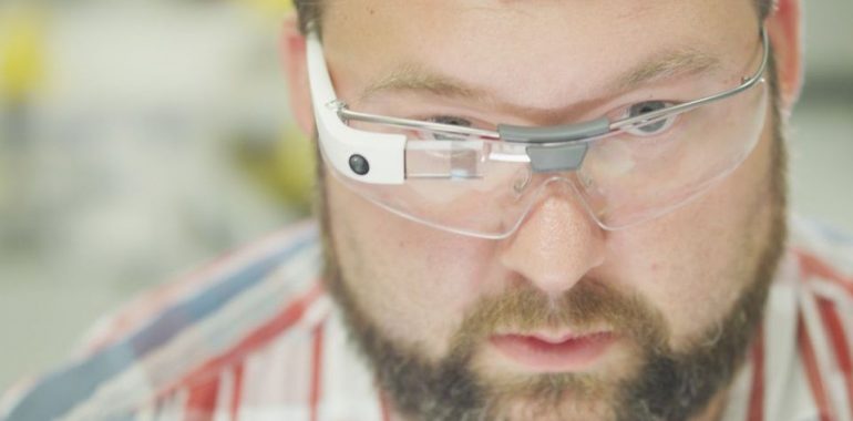 Google Kenalkan Headset Glass Enterprise Edition 2 Seharga $ 999