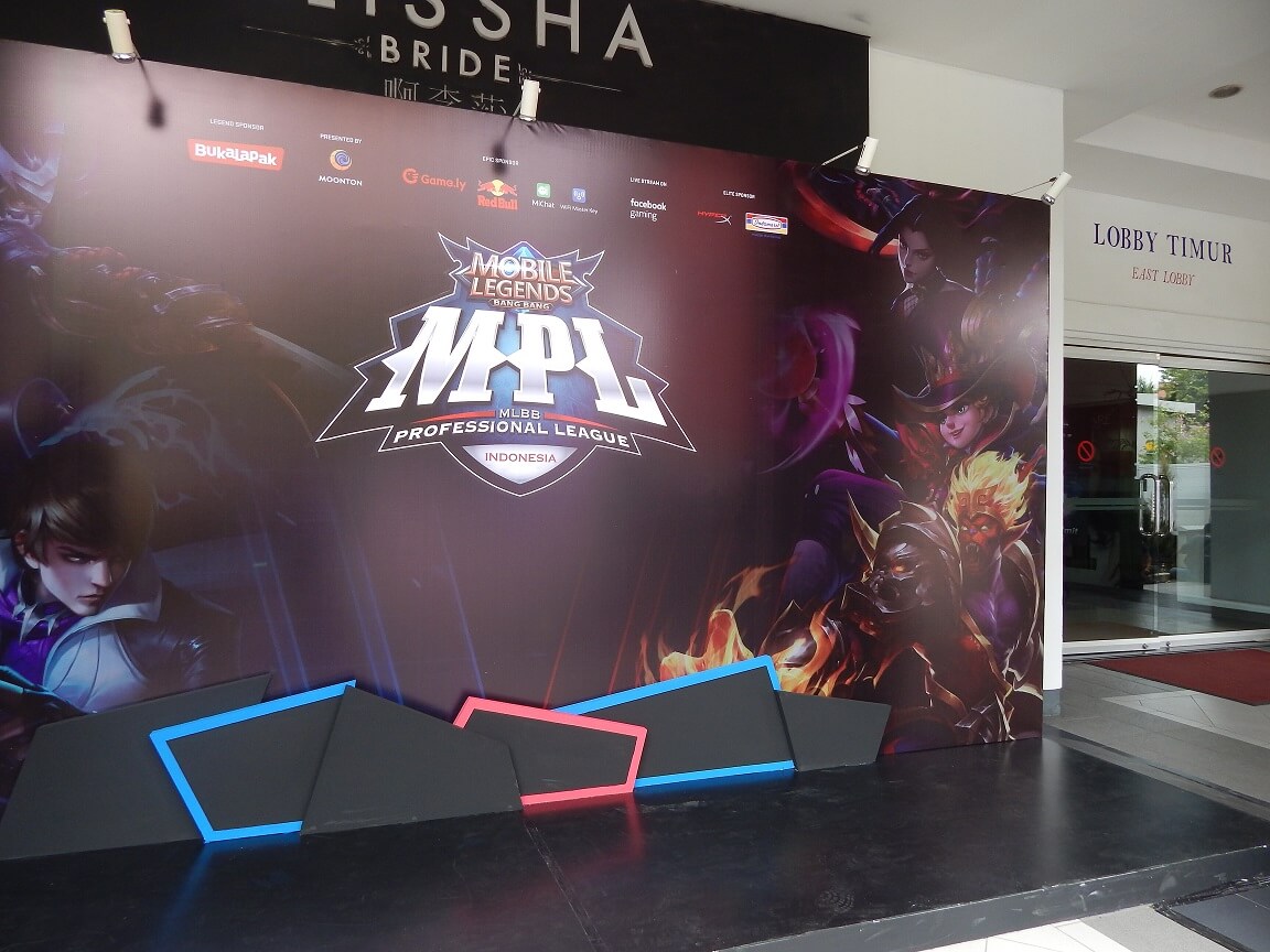 Pertarungan Sengit 8 Tim Mobile Legends Terbaik di Indonesia di MPL Season 3 Playoffs