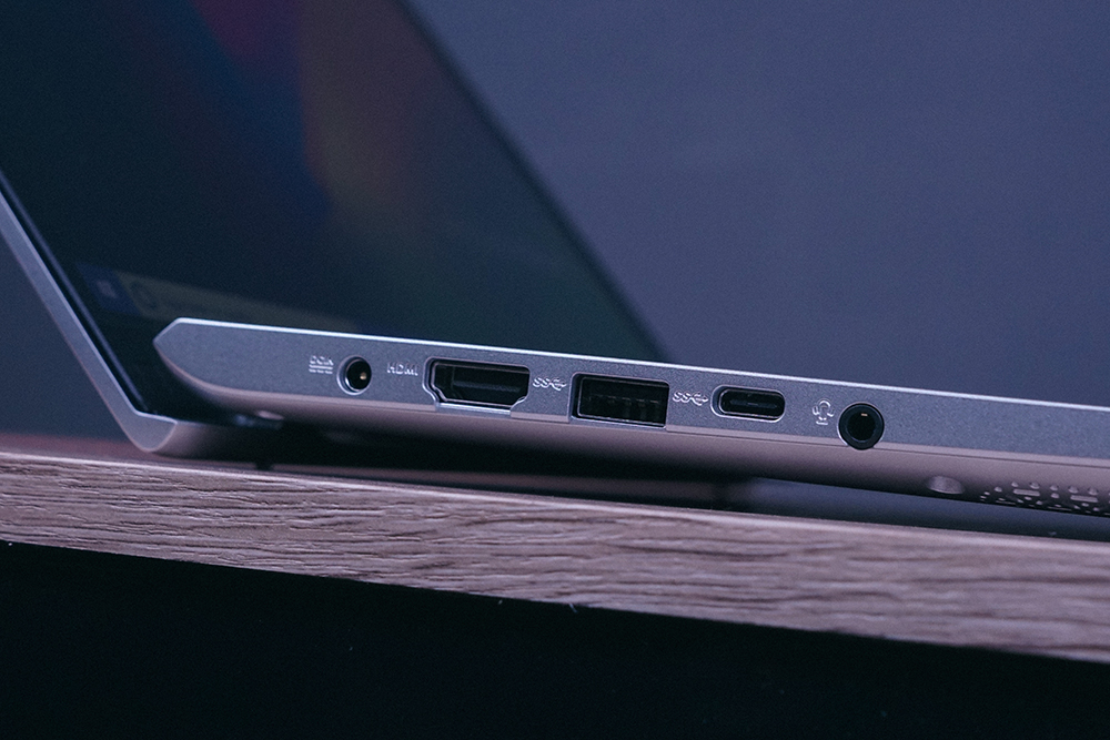 ASUS VivoBook
