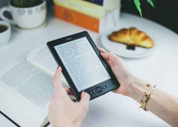 Hobi Membaca? Inilah Beberapa Situs eBook Gratis Berbagai Genre