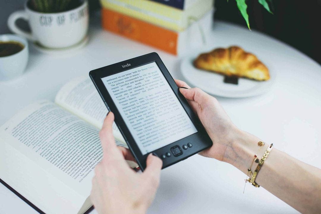 Hobi Membaca? Inilah Beberapa Situs eBook Gratis Berbagai Genre