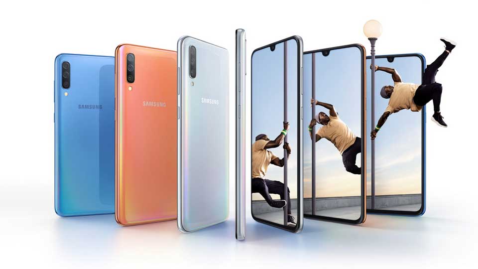 Samsung Galaxy A90 5G - Smartphone Non-Flagship Spesifikasi Tinggi