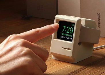 Dudukan Apple Watch ala Perangkat Klasik
