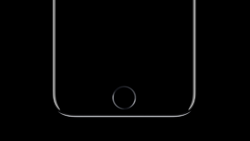 Donald Trump Mengaku Kangen Tombol Home iPhone