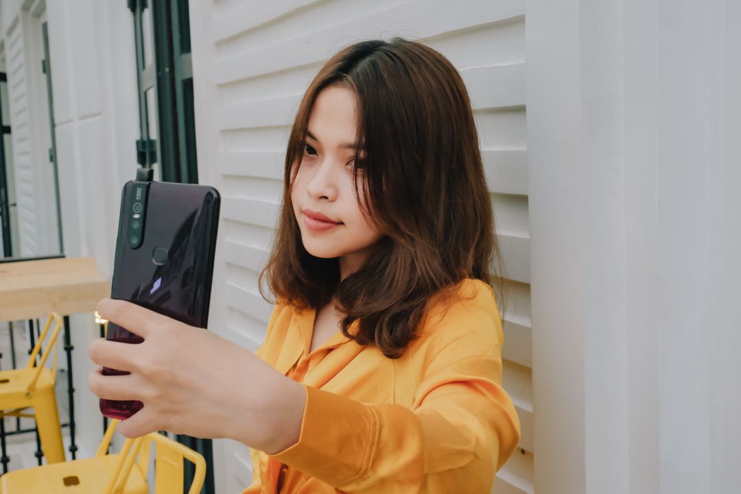 Inilah 5 Merek Ponsel Favorit Perempuan Indonesia