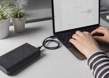 Pilihan Powerbank Laptop untuk Isi Ulang Komputer Di Mana Saja