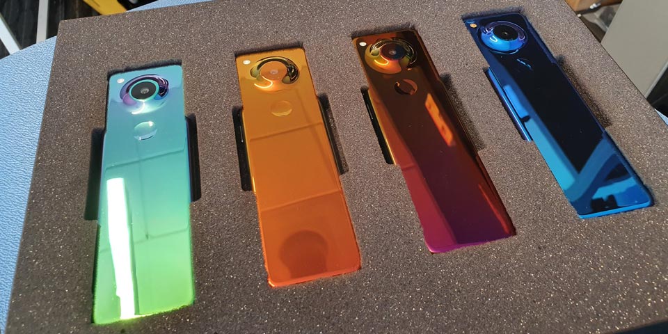 Andy Rubin, Pencipta Android, Tunjukkan Perangkat Misterius