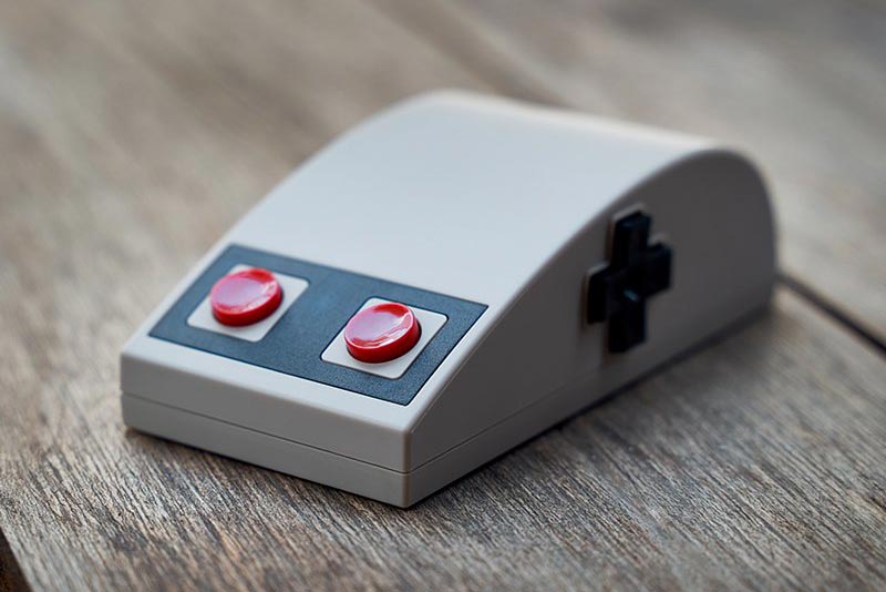 Mouse bergaya NES