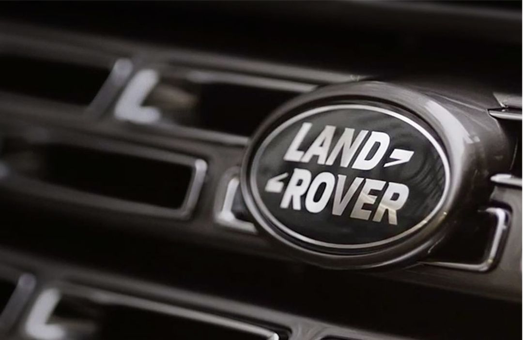 RUMOR! Jaguar Land Rover Akan Gunakan Bodywork AMOLED