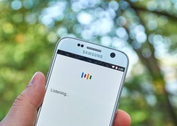 Fitur Baru Google Assistant Bisa Terjemahkan Obrolan dari Ponsel