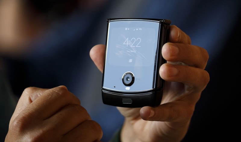 Tanggal Rilis Ponsel Lipat Motorola Razr Sudah Diumumkan