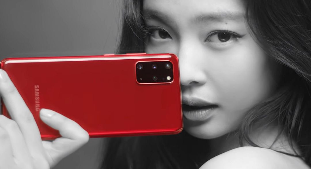 Samsung Hadirkan Warna Jennie Red untuk Galaxy S20+ & Galaxy Buds+