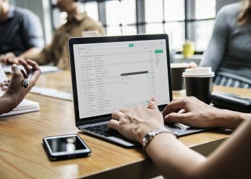 Aplikasi Office untuk Bekerja Bersama Secara Online dan Langsung