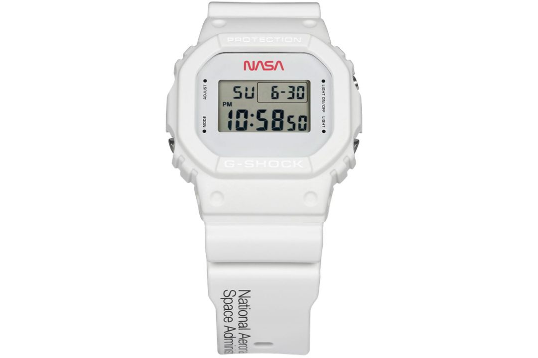 Casio Resmi Luncurkan Jam Tangan G-Shock Bertema NASA