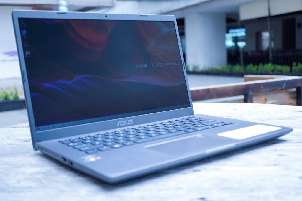 Berbagai Fitur Menarik Laptop ASUS VivoBook M409
