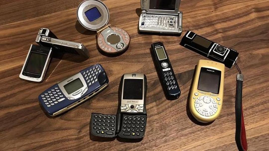 Antara Unik dan Nyeleneh, Inilah Daftar Ponsel Paling Aneh di Dunia