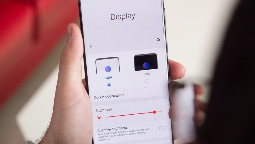Begini Cara Simpel Mengaktifkan Mode Satu Tangan di OneUI Samsung