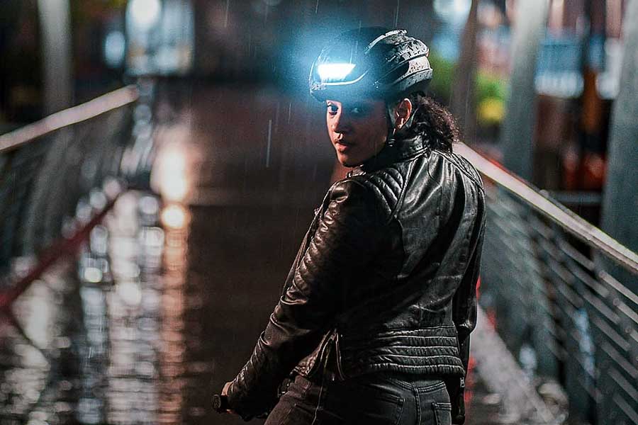 Lumos Ultra: Helm Sepeda Canggih dan Keren