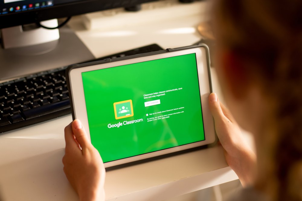 SIMPEL! Begini Tips Memakai Google Classroom Tanpa Internet