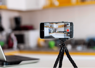 GAMPANG! Begini Cara Pakai Smartphone untuk Jadi Webcam