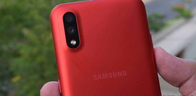 Galaxy A01 hands on review 8