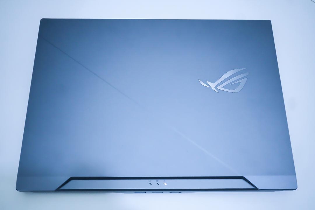 laptop ROG Zephyrus Duo 15 GX550